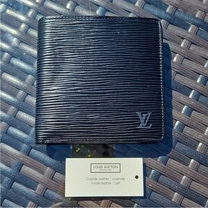 Louis Vuitton Black Epi Wallet EUC